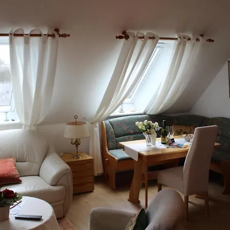 Apartment Pematra Marwin